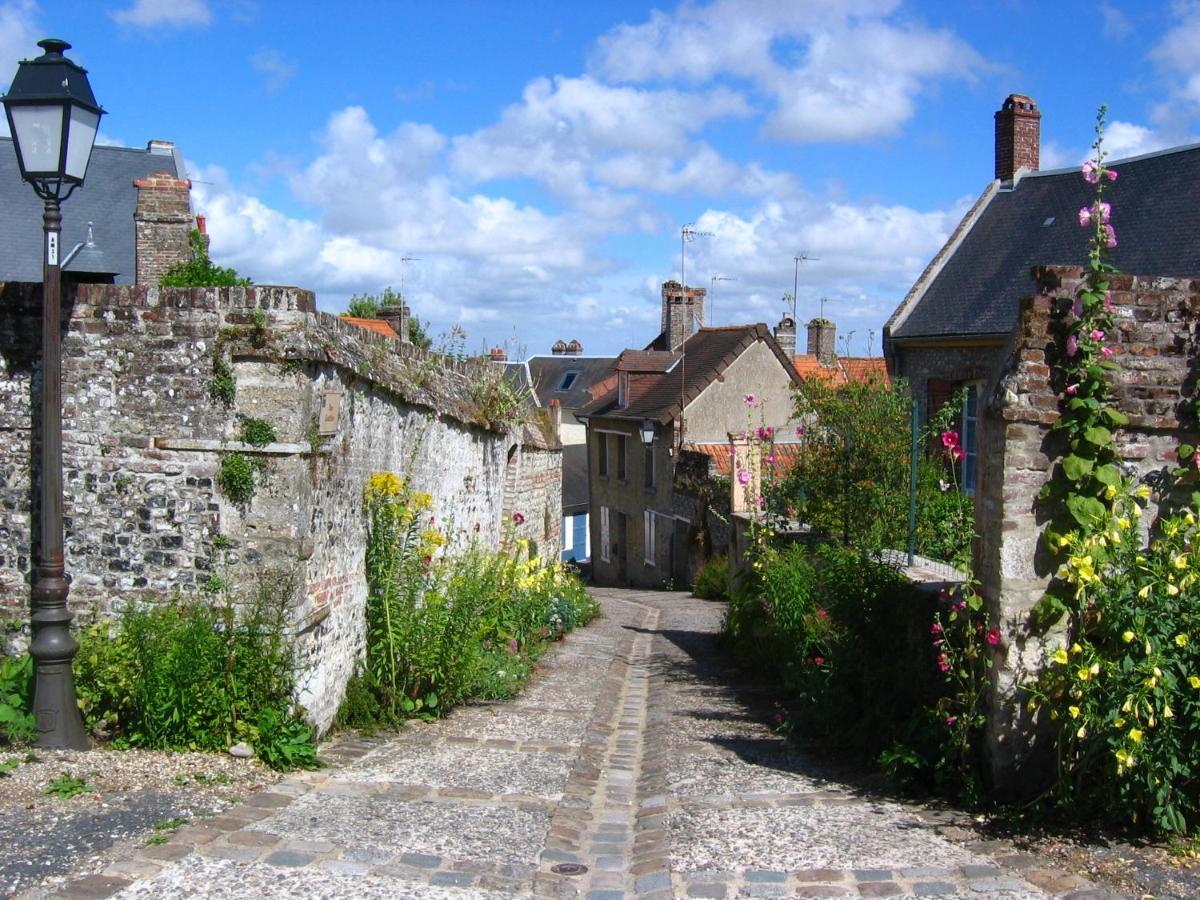 "Chez Michel " Les Gites De Sery Bouillancourt-en-Sery Dış mekan fotoğraf